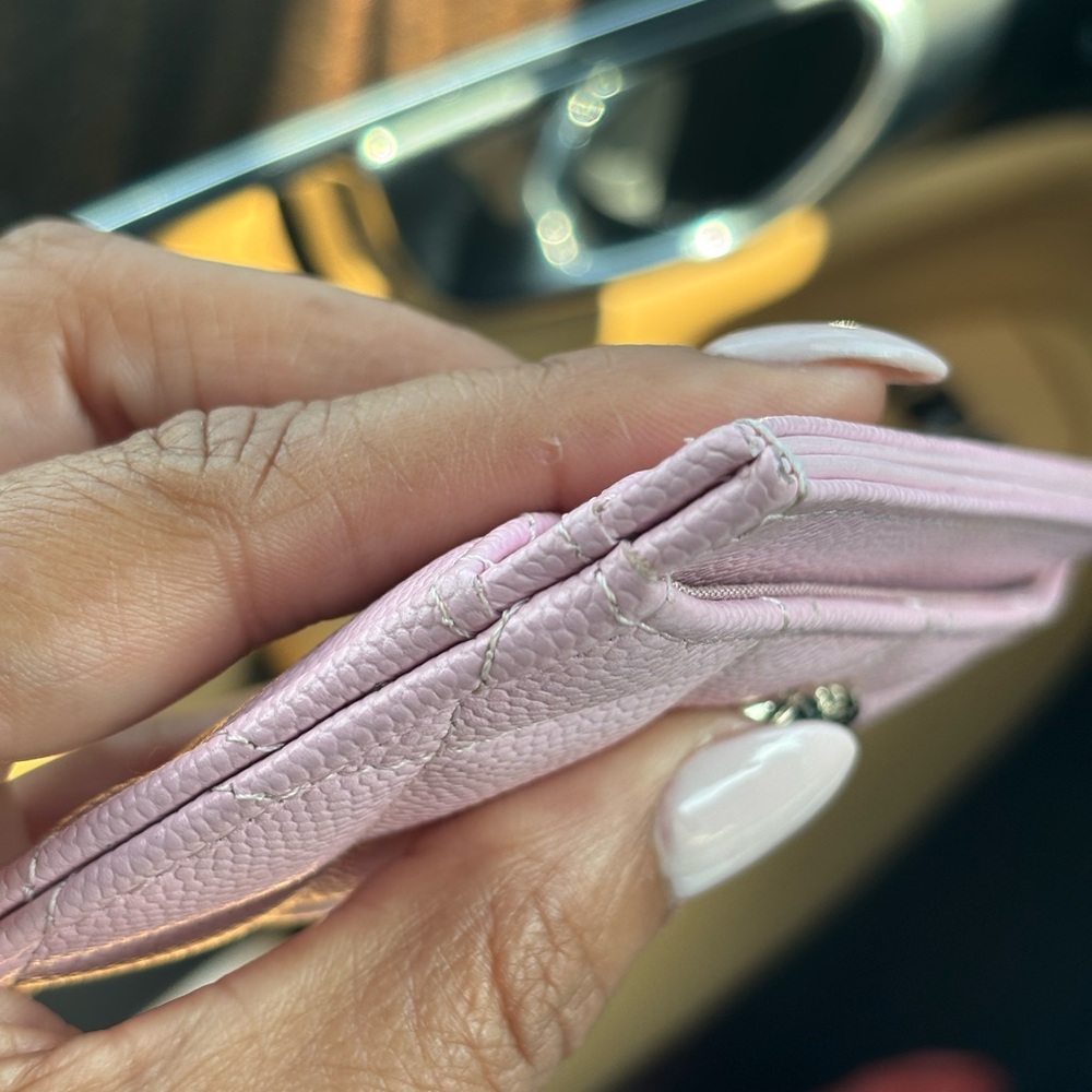 CHANEL Light Pink Quilted Card Case with Gold Logo - Picture 5 of 10